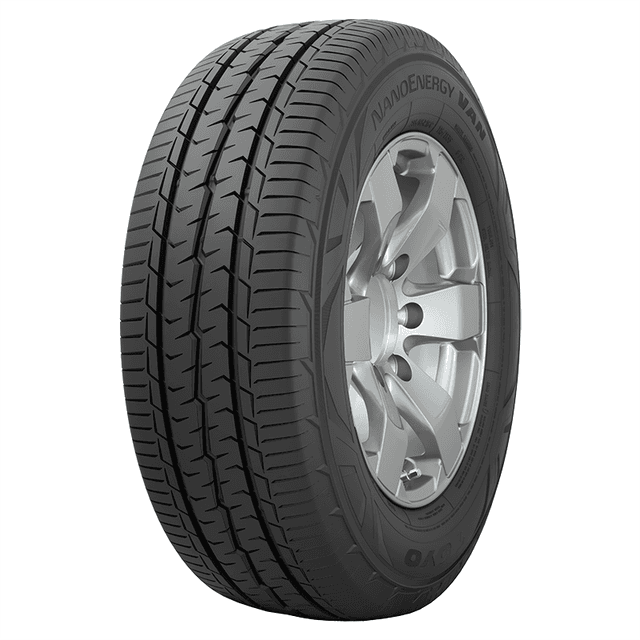 215/65R15 104T